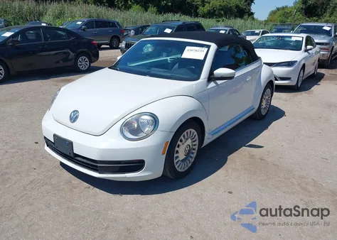 2015 Volkswagen Beetle 1.8T z USA, uszkodzony, nr VIN 3VW507AT7FM806511